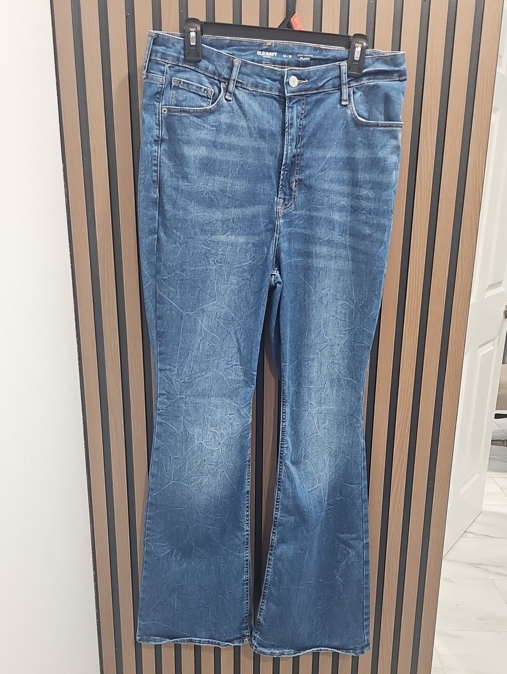 Old Navy Womens Extra High-Rise Flare Jeans Size 14-18